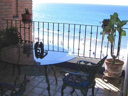 LOS MUERTOS BEACH PENTHOUSE