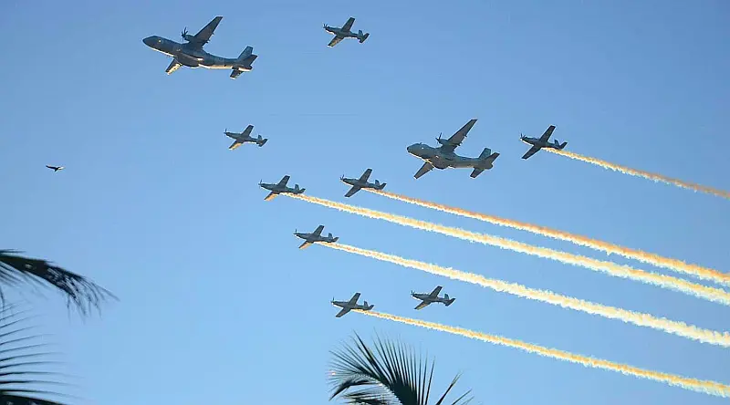 Águilas Aztecas Bring Air Show and Aviation Exhibit to Vallarta