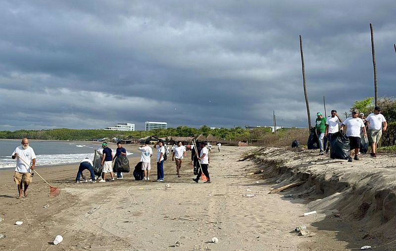Community Rallies to Restore Boca Negra Beach After Heavy Rains Community Rallies to Restore Boca Negra Beach After Heavy Rains
