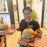 Buce-Burger