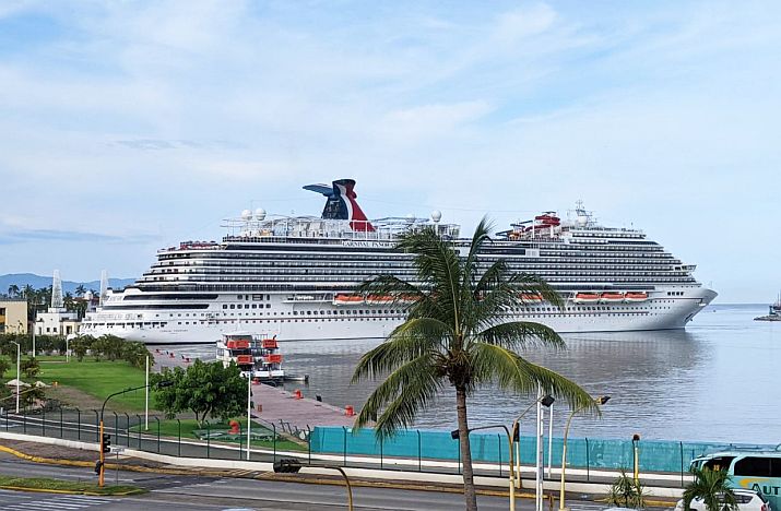 Puerto Vallarta Docks to be Expanded for Larger Cruise Ships