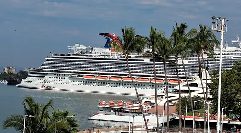 Carnival Panorama Brings 5,677 Visitors to Puerto Vallarta Carnival Panorama Brings 5,677 Visitors to Puerto Vallarta