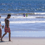 CoupleOnBeach