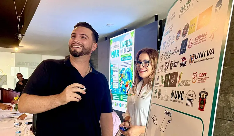 Puerto Vallarta Unites for Cleaner Beaches and Waterways