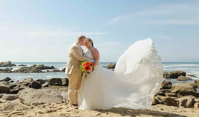 Puerto Vallarta Sees Rise in Romantic Vow Renewals Puerto Vallarta Sees Rise in Romantic Vow Renewals