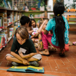 EA-kids-reading
