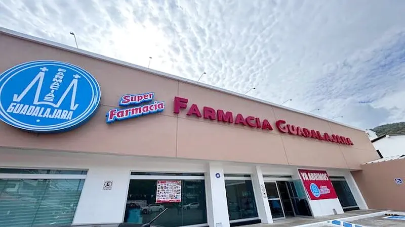 Farmacia Guadalajara Reopens in Puerto Vallarta’s Romantic Zone