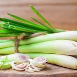 Lemongrass,Rope,And,Slice,On,Wooden,Cutting,Board.