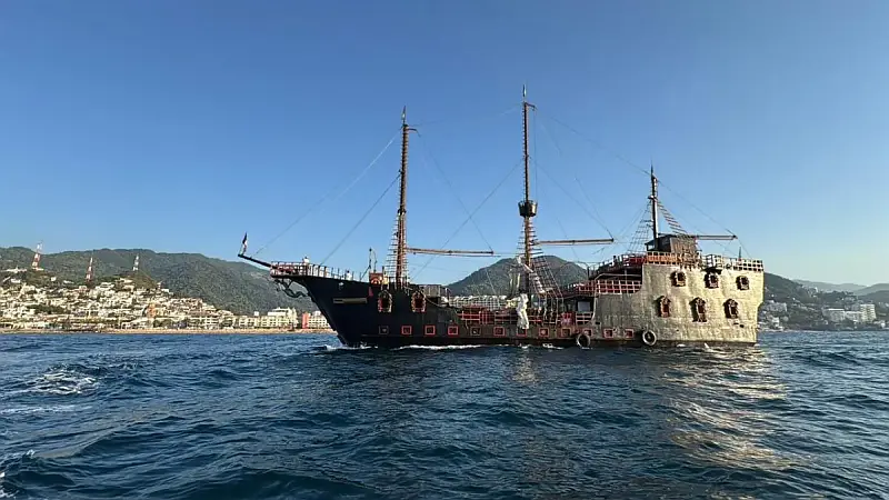 Marigalante II Arrives in Puerto Vallarta After Long Voyage