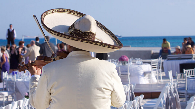 What to Expect When You’re Invited to a Mexican Wedding