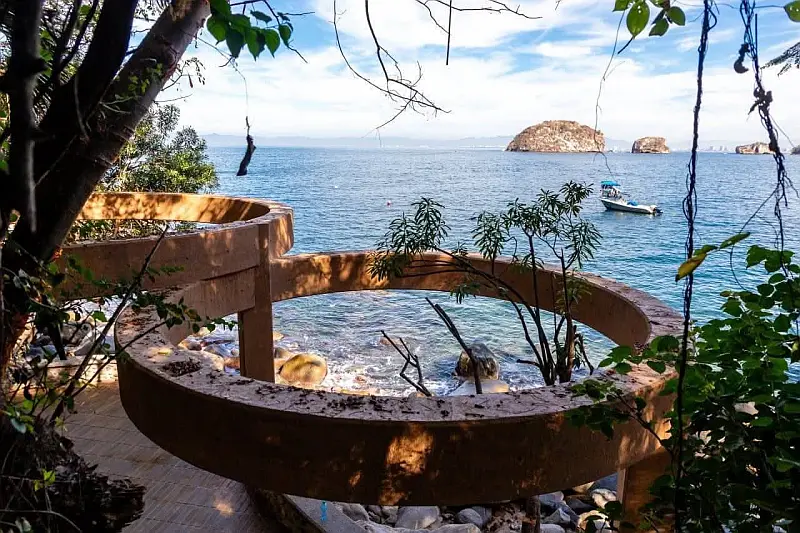 New Mismaloya Pier 85% Complete, Boardwalk Nears Finish