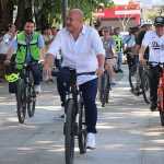 Munguía-Alfaro-bicycling
