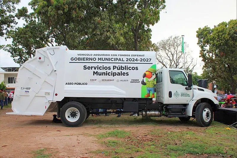 Puerto Vallarta Expands Fleet to Improve Garbage Collection