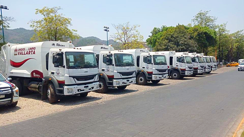 Puerto Vallarta Acquires New Garbage Collection Trucks