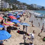 SemanaSantaBeachScene