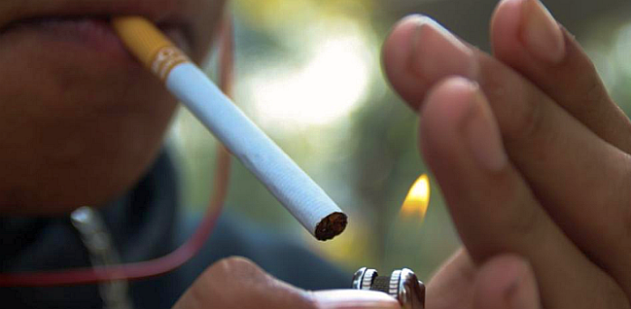 Smoking Prohibited In Public Spaces Throughout Mexico Banderas News   Smoking 696x341 