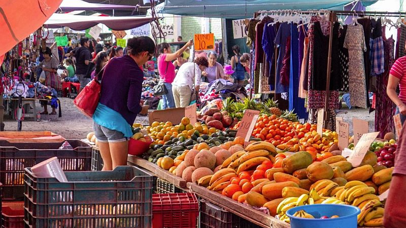Embrace Local Charm: Discover the Joys of Shopping at a Tianguis Embrace Local Charm: Discover the Joys of Shopping at a Tianguis
