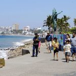 Vallarta-Malecón-Stroll