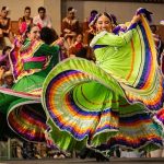 VallartaAztecaDancers (1)