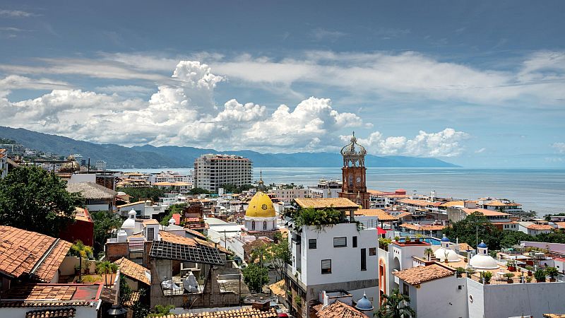 The Mexico Advantage: A Robust Condominium Market The Mexico Advantage: A Robust Condominium Market
