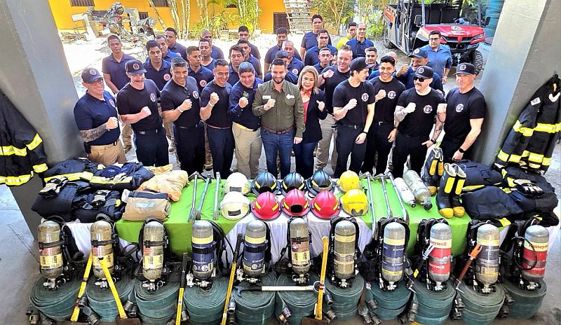 Vallarta Firefighters Receive Substantial Equipment Donation