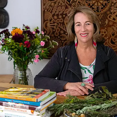 Author Leslie Korn Book Reading at The Living Room Bookstore